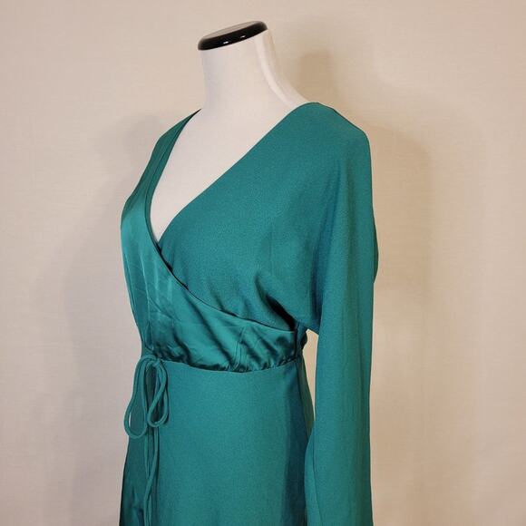 Cushnie x Target Emerald Green V-Neck Long Sleeve Dress - 10 - Picture 7 of 12
